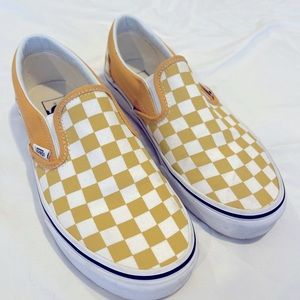 Vans classic slip on shoes in Yellow checkers